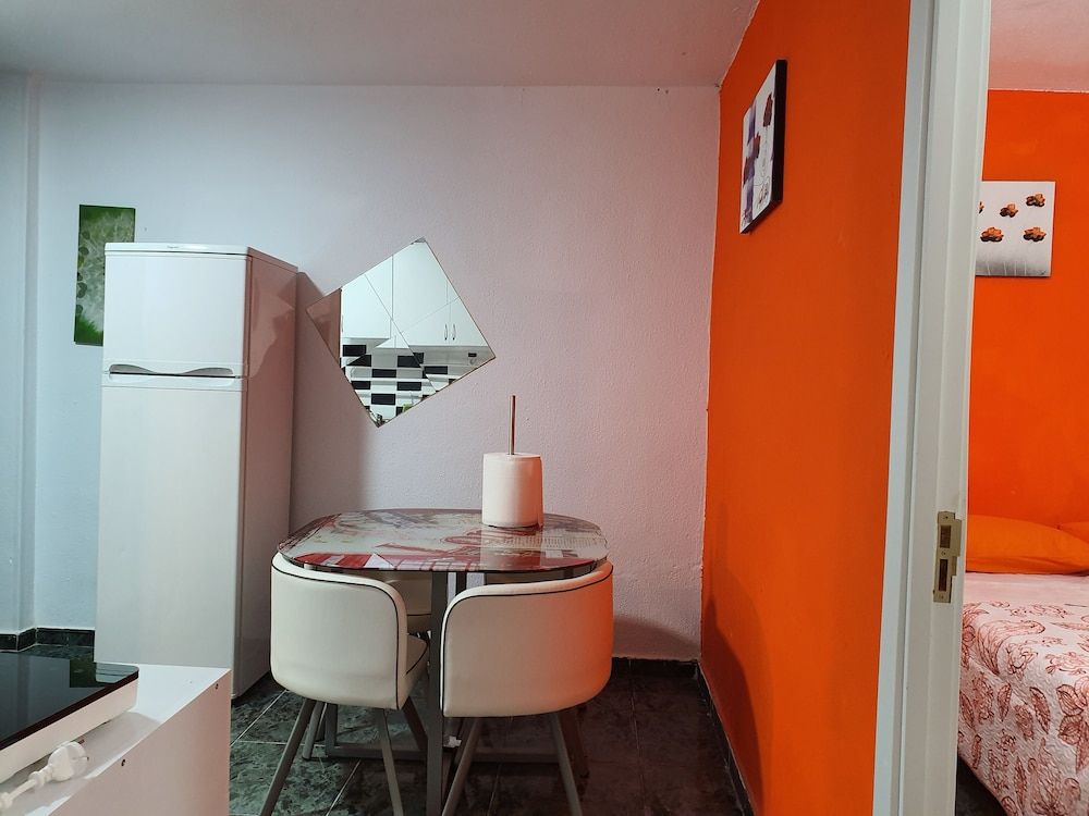 Twin Room, Shared Bathroom