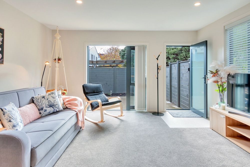undefined Beautifully Styled 2BR w 2 Carparks & Aircon