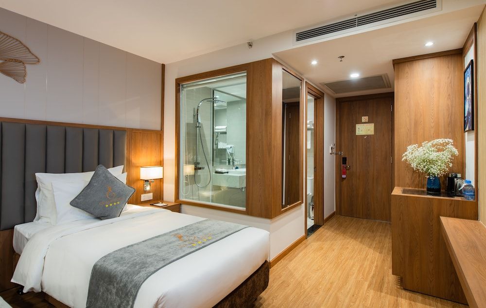 Deluxe Room with Twin Beds
