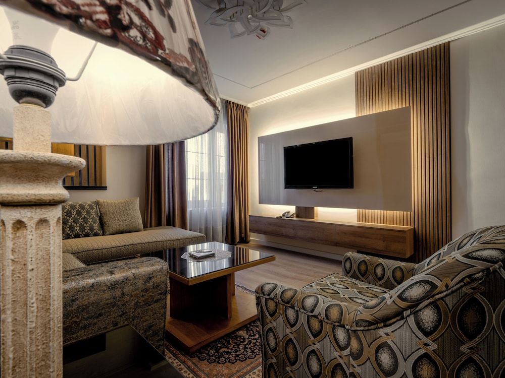 undefined Prestige Hotel Suites 4