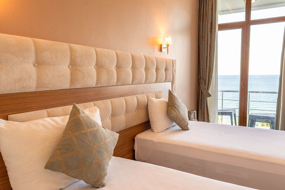 Westport İstanbul Hotel Deluxe Double or Twin Room 2