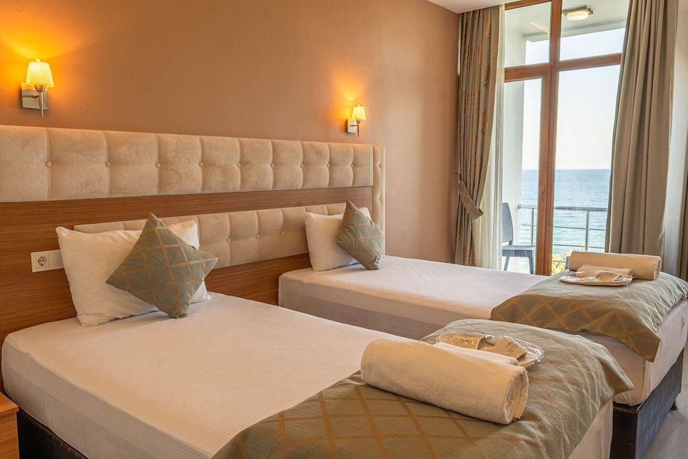 Westport İstanbul Hotel Deluxe Double or Twin Room 3