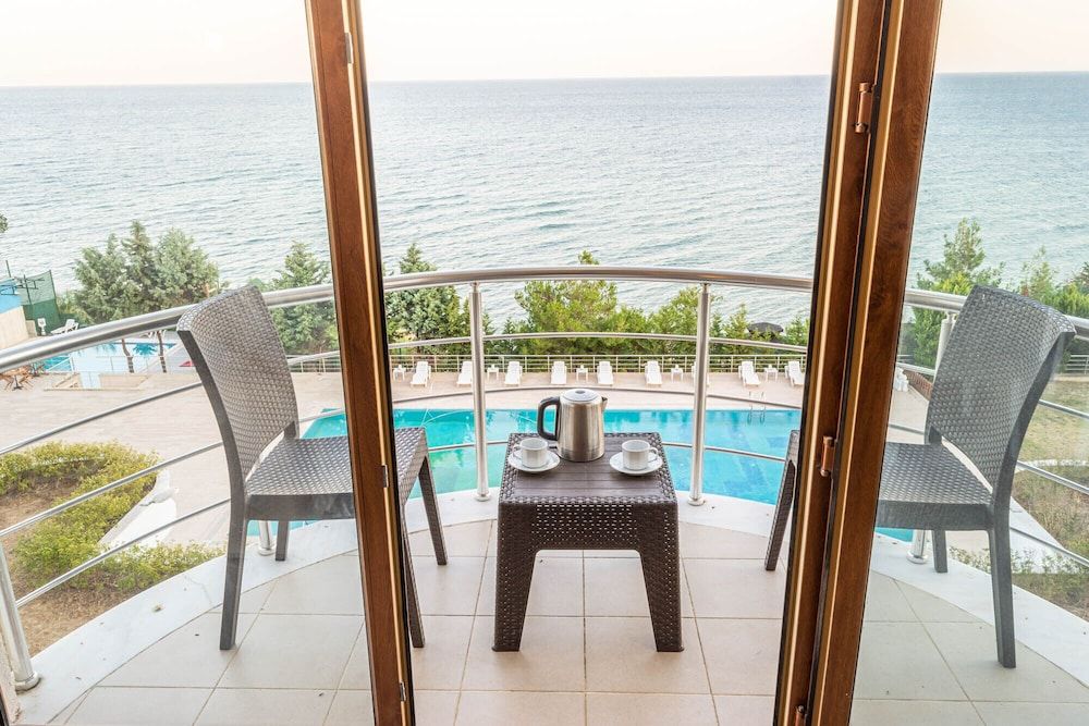 Westport İstanbul Hotel Panoramic Double or Twin Room 4