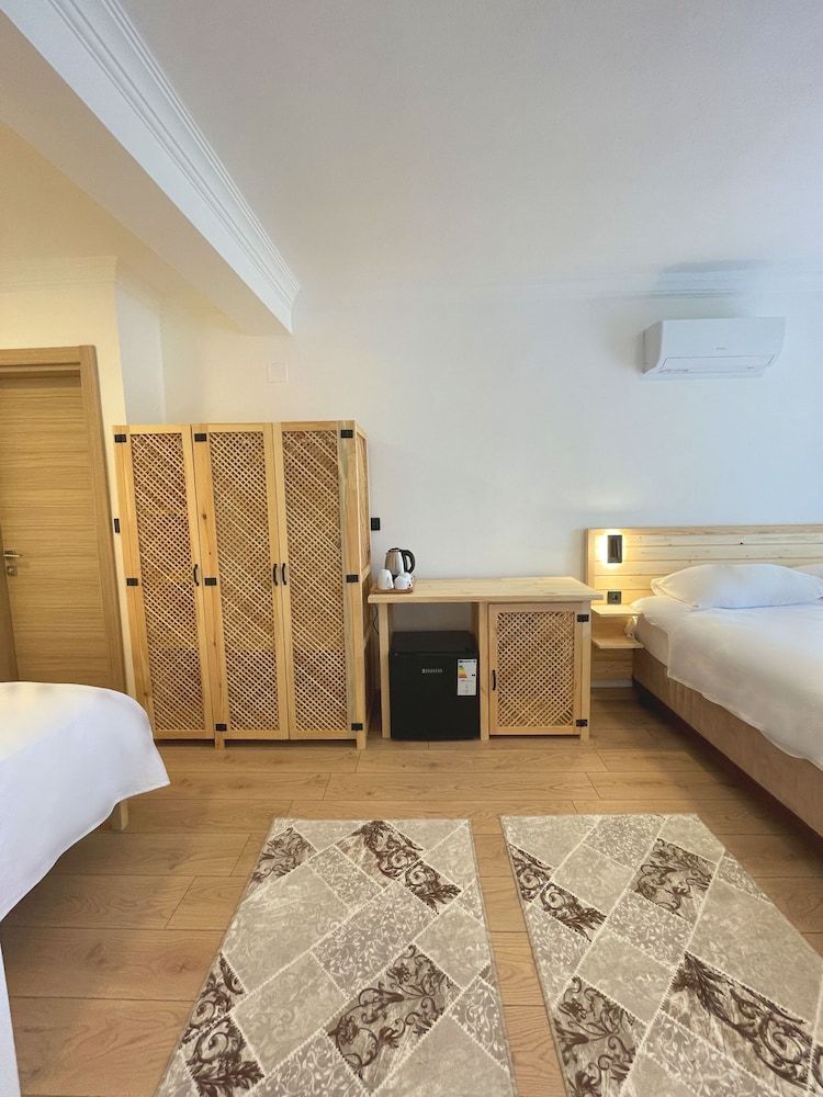 Dalaman Airport Alibaba Hotel Standard Quadruple Room 4
