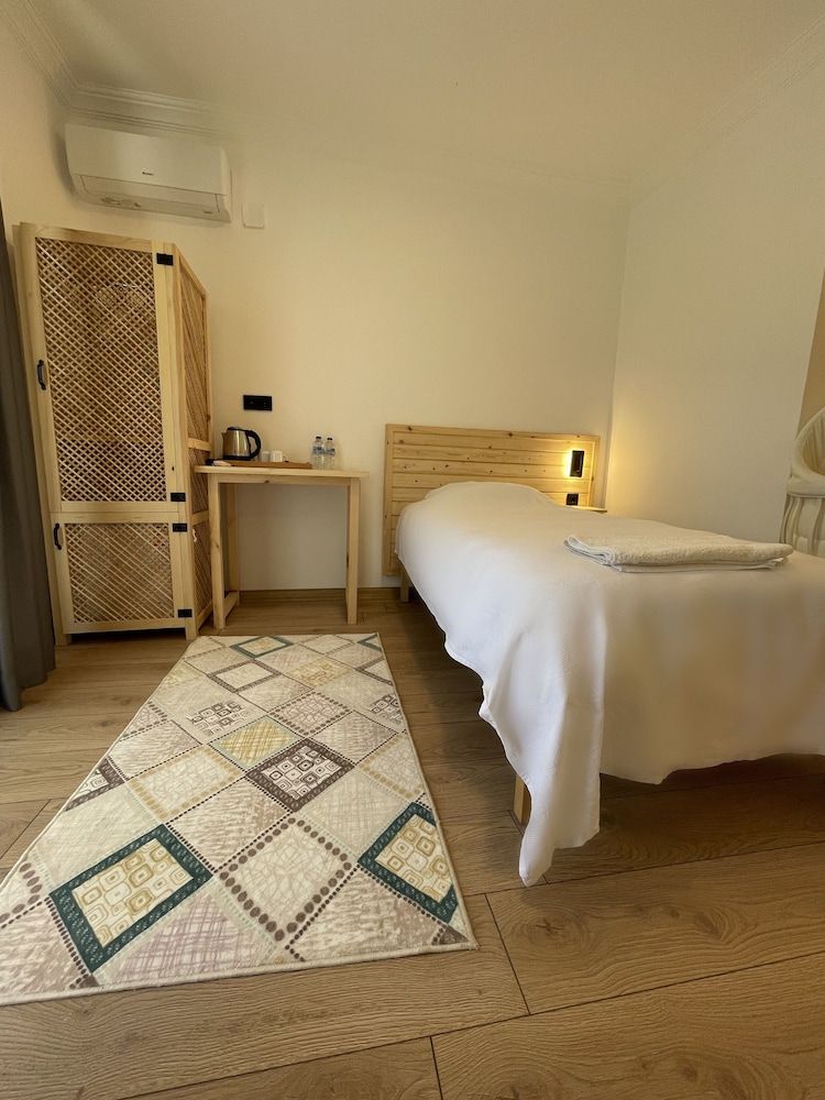 Dalaman Airport Alibaba Hotel Standard Triple Room 4