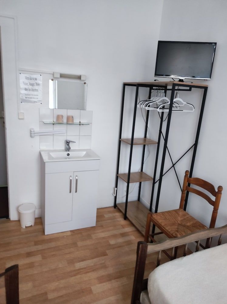 Hôtel Au Bon Coin Twin Room 2