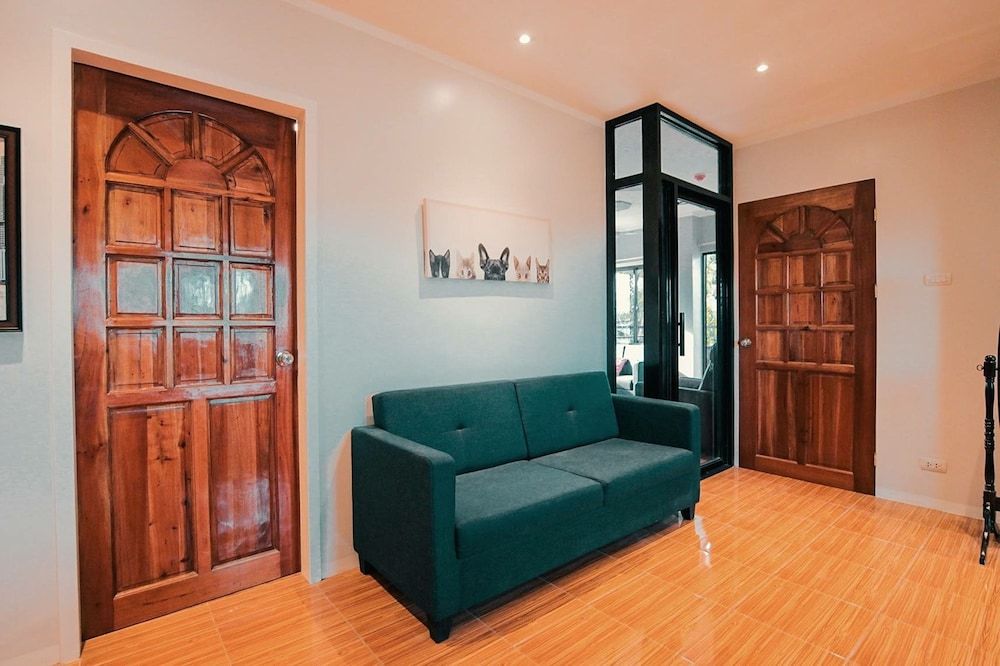 Kingswick Residences and Lodge Apartment, 3 Bedrooms 8