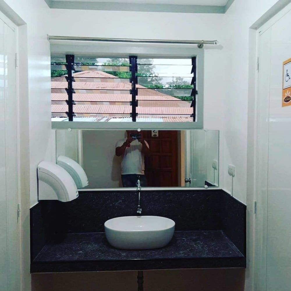 Kingswick Residences and Lodge Standard Double Room 5