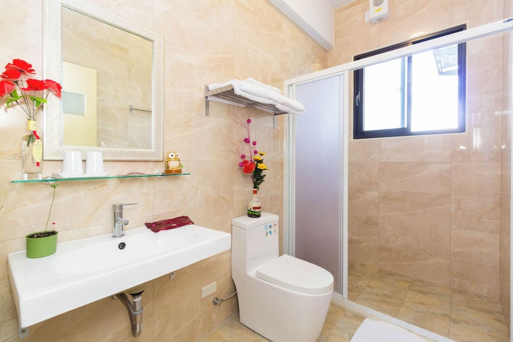 XiaoCuixuanHomestay 201 Quadruple Room 5