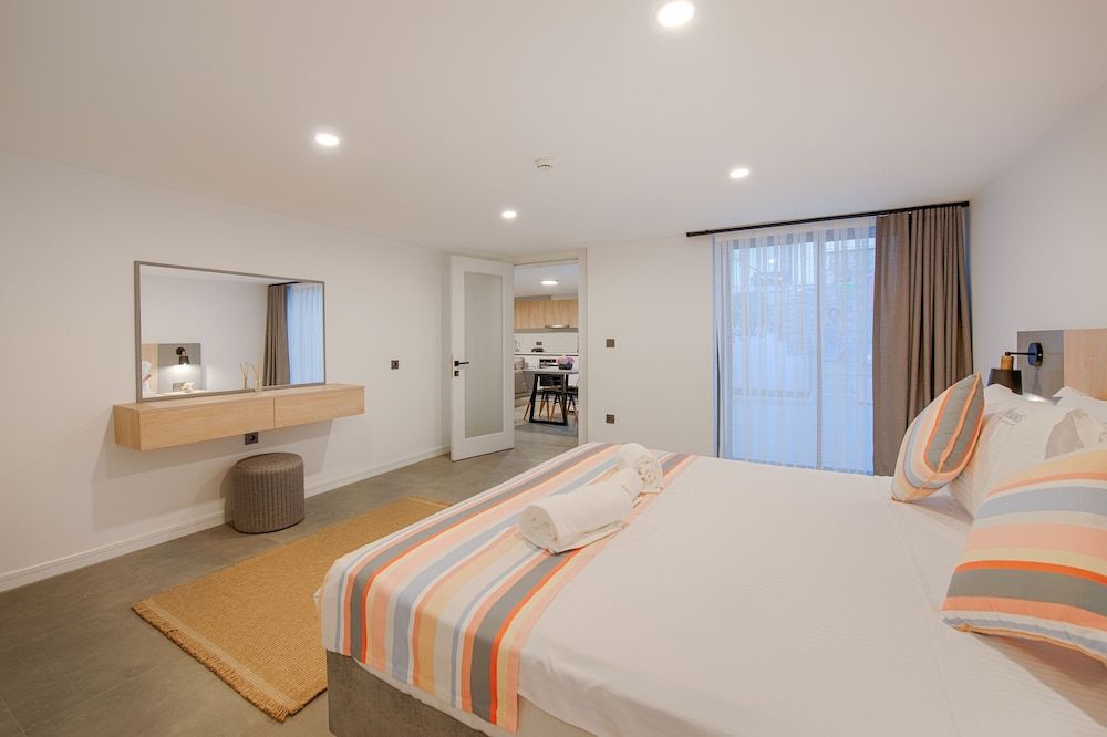 Lodos Suites & Residence Condo 2
