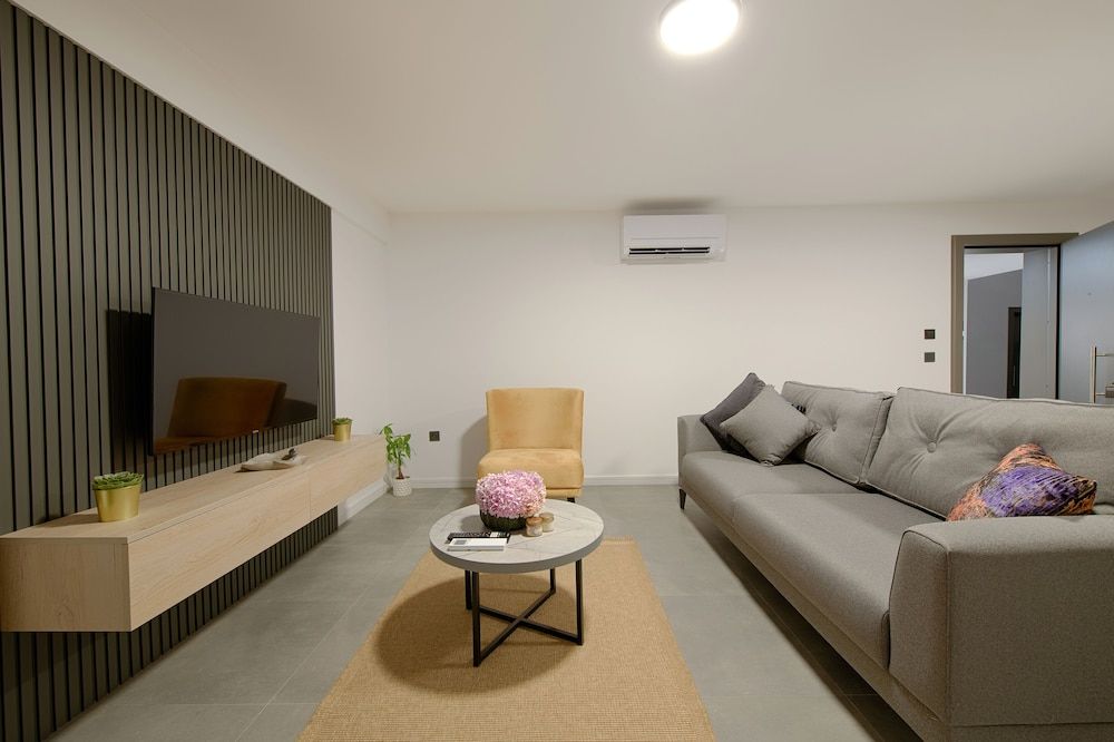 Lodos Suites & Residence Condo 6