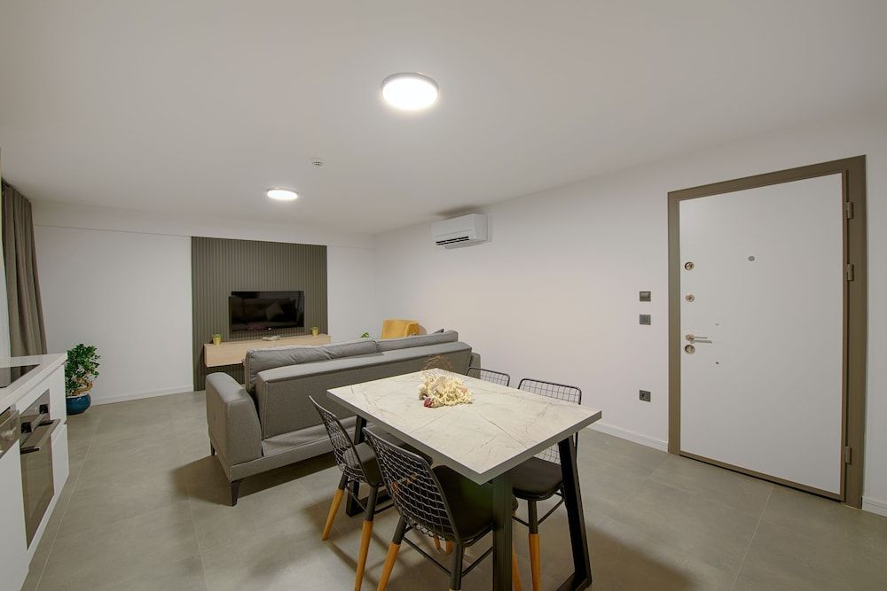 Lodos Suites & Residence Condo 4