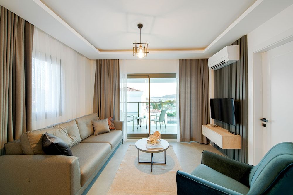 Lodos Suites & Residence Deluxe Room 8