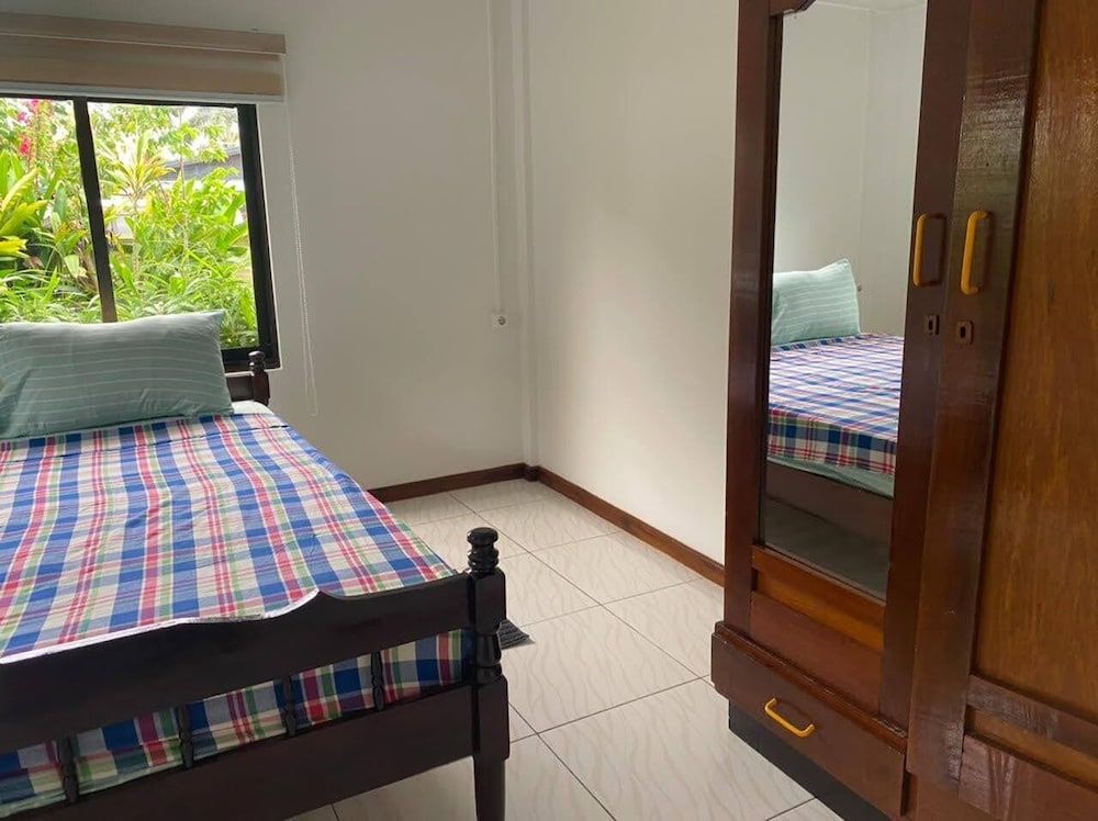 undefined Max Garden and Pool 5