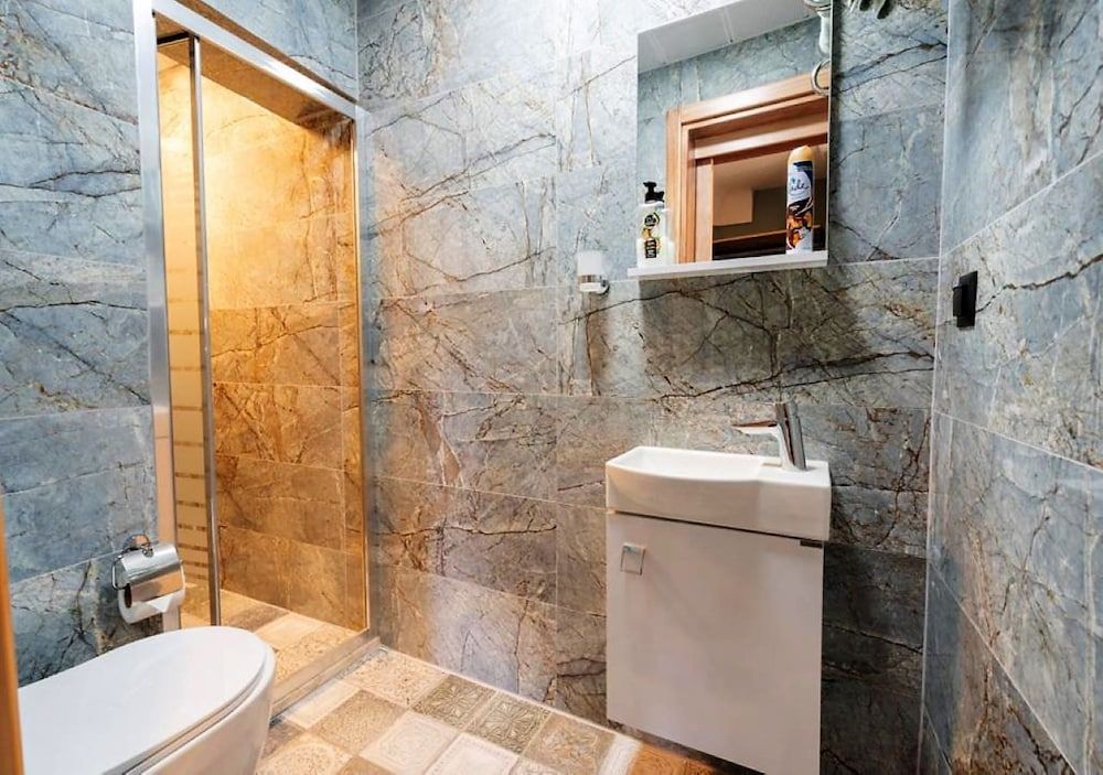 Liman Deluxe Hotel Economy Room 3