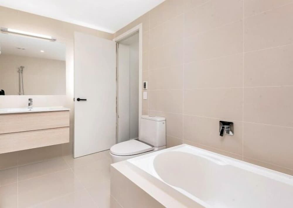 Newly Built Luxe House with Magnificent View 3 Bedrooms Deluxe House 13