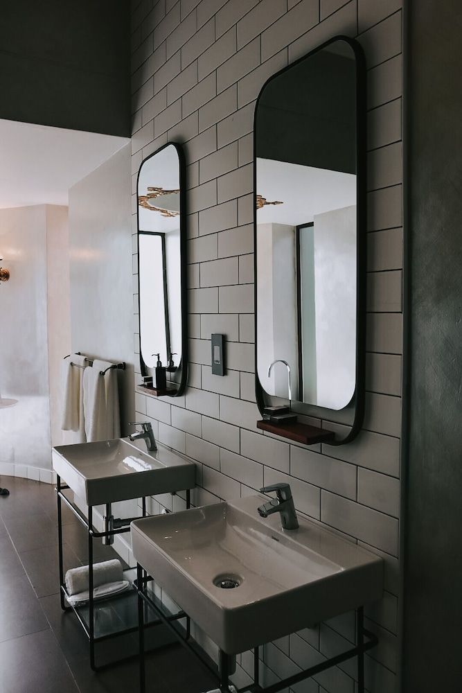 The Rasmus Presidential Room 7