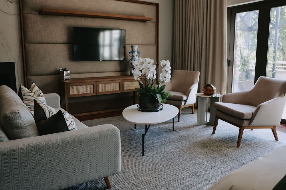 The Rasmus Presidential Room 10