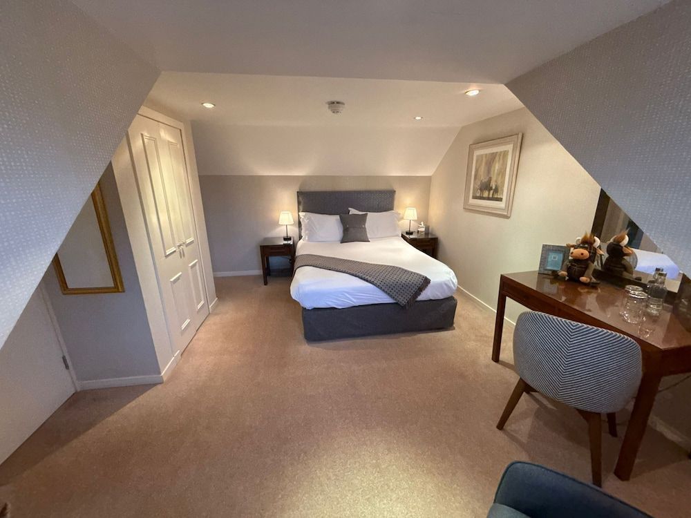 The Airds Hotel & Restaurant Loch View Small Double Room 3