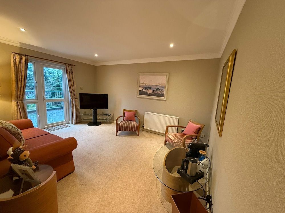 The Airds Hotel & Restaurant King or Twin Suite 19