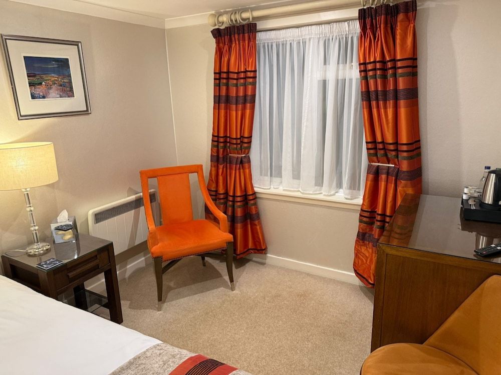 The Airds Hotel & Restaurant Superior King or Twin Room 20
