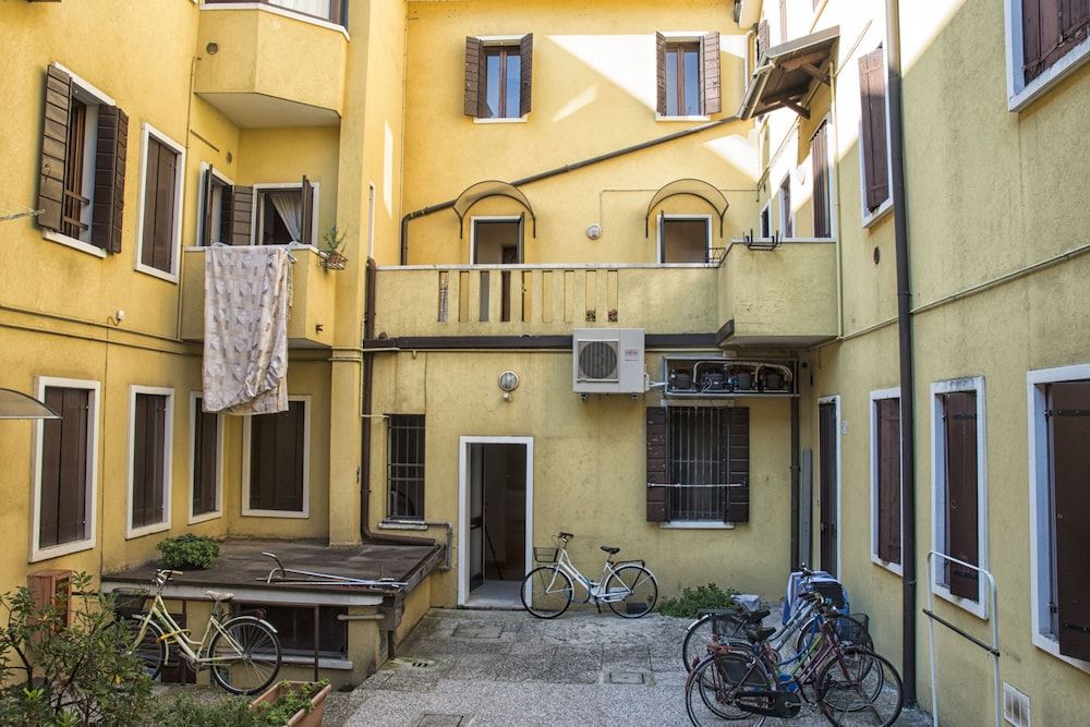 undefined Piazza dei Frutti Flat 2