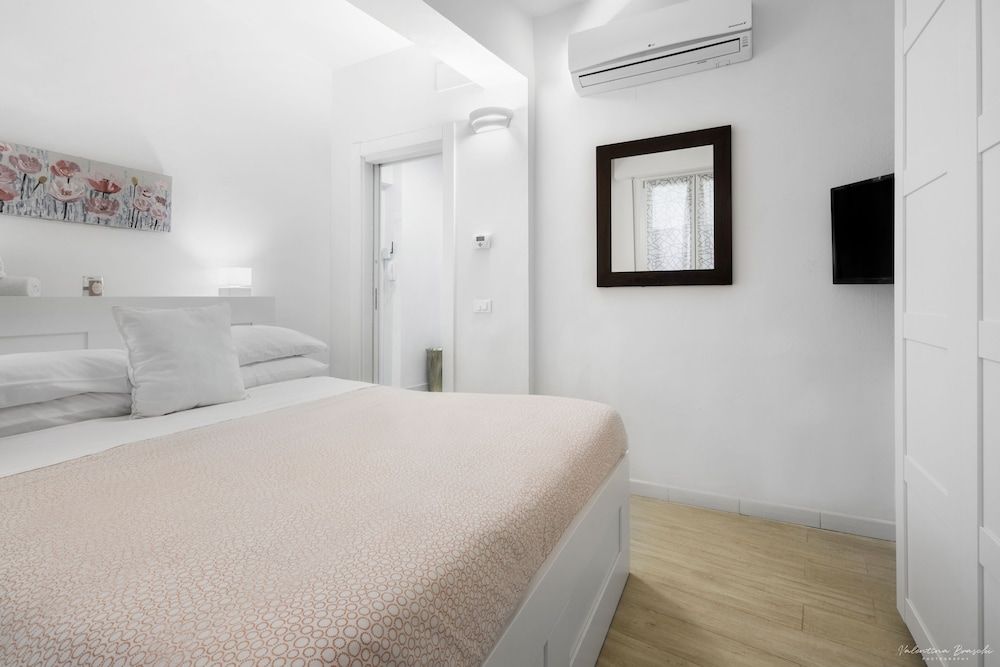 undefined Wine Apartments Florence Masseto 5