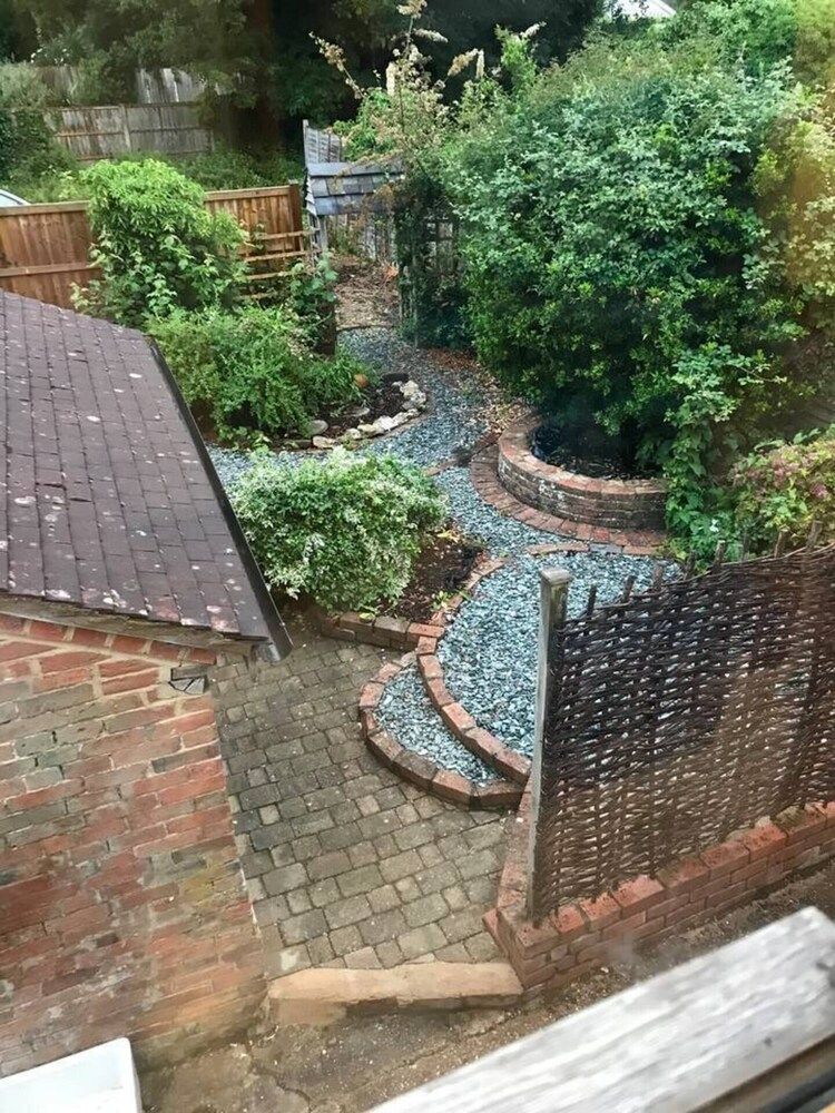 Village Period Cottage Next to a Idyllic Stream Cottage 26