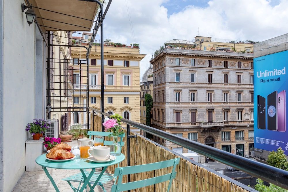 Rome as you feel - Pellegrino Apartment Design Apartment, 2 Bedrooms, Balcony 14