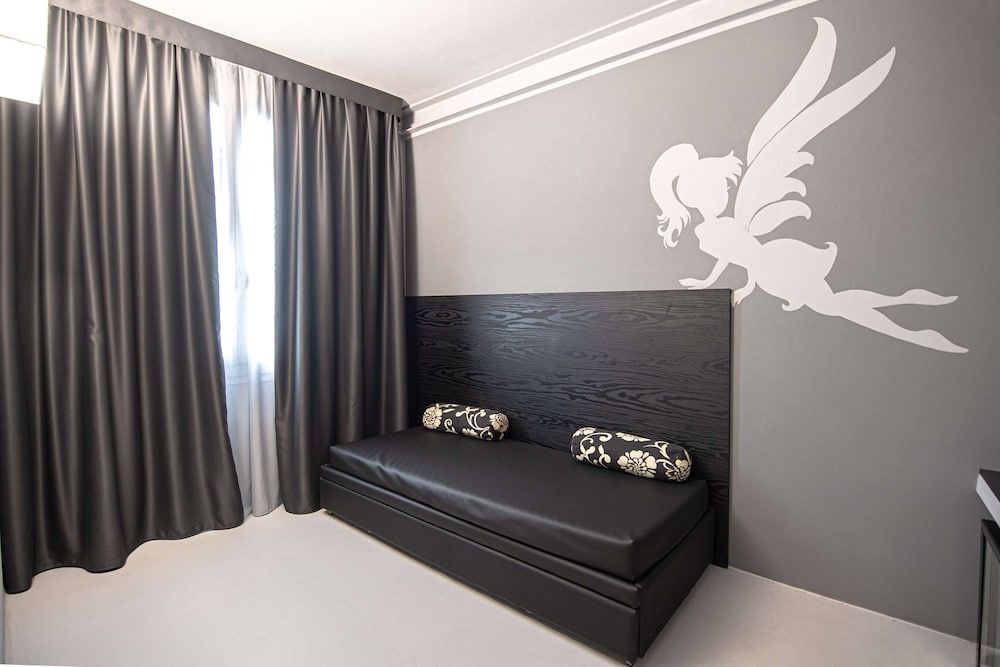 Junior Suite, Multiple Beds, Non Smoking