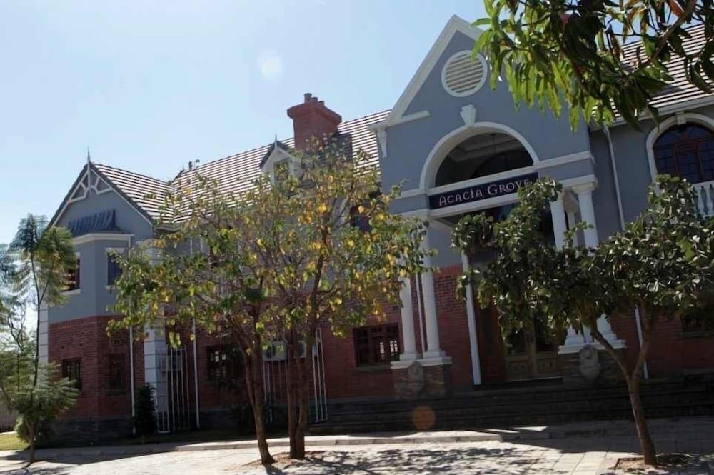 undefined Roma Gardens 6