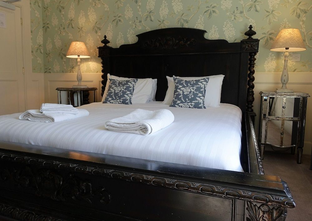 One Holyrood Hotel Superior Double Room, Ensuite 3