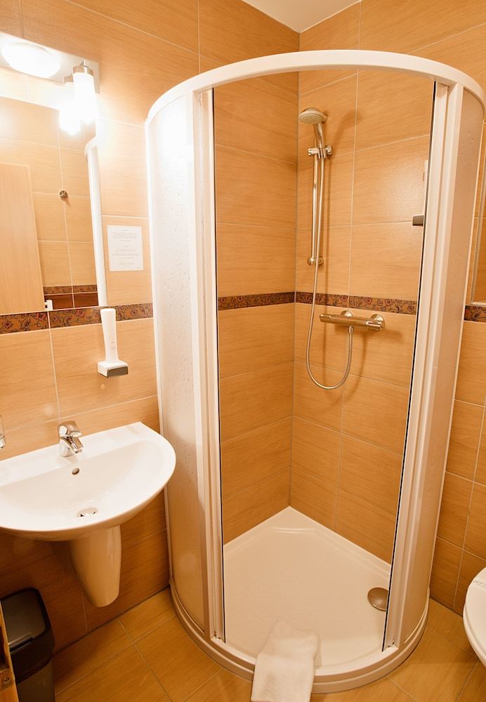 Apart Hotel Jablonec Business Single Room 2