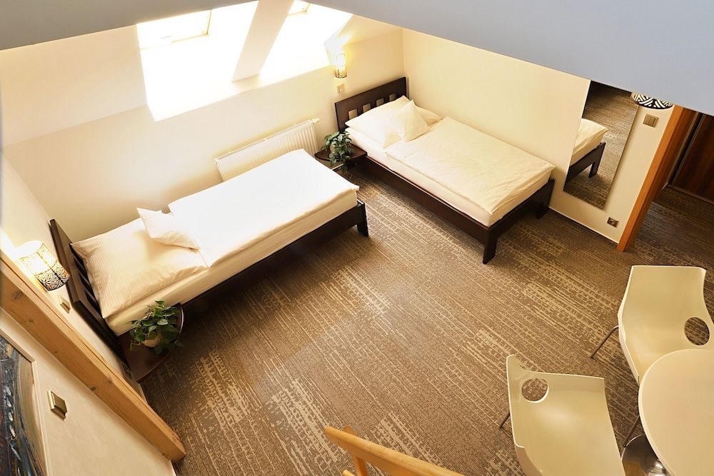 Apart Hotel Jablonec Family Quadruple Room 2