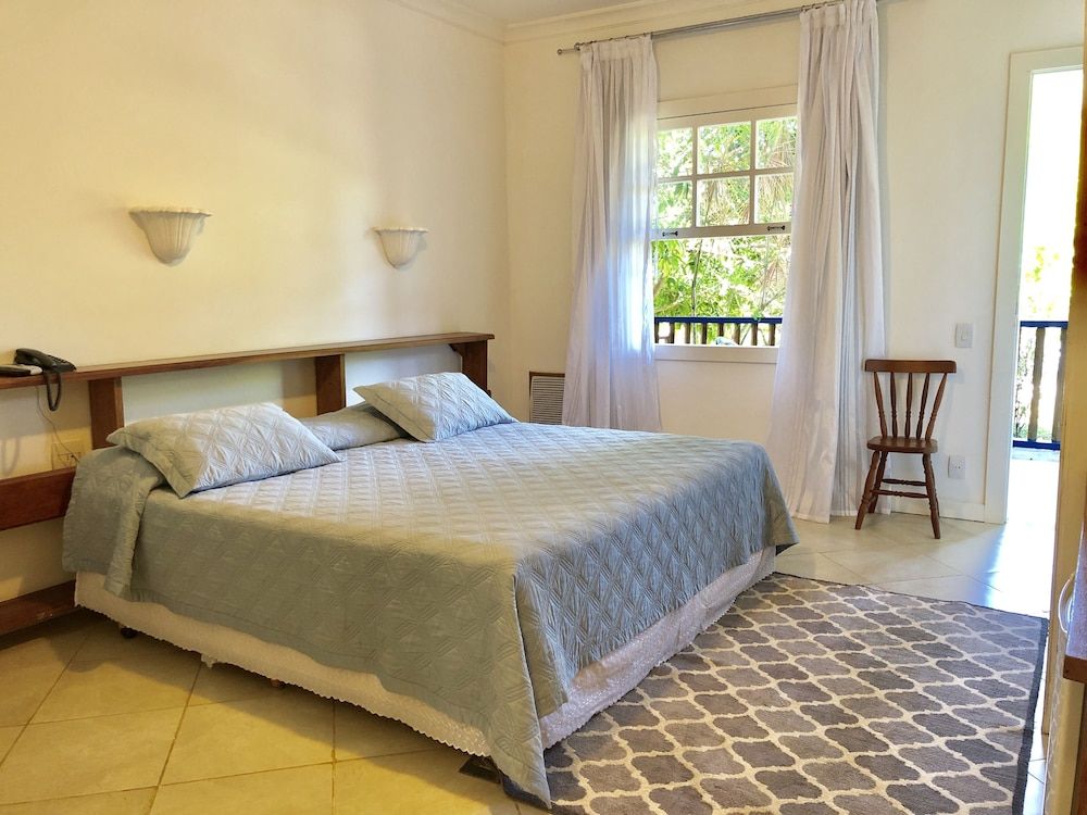 Quarto quadruplo superior, Acessvel, Vista para o jardim