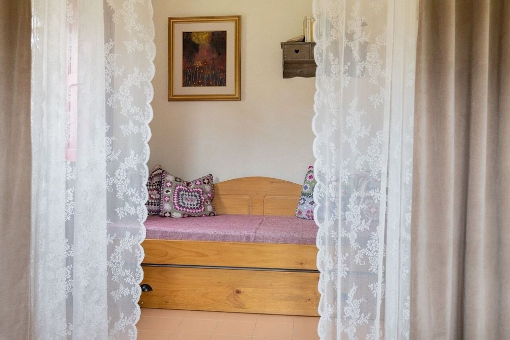 Cotovia House