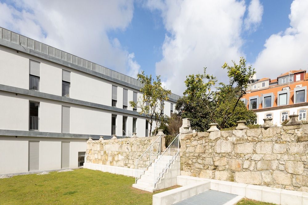 undefined Modern Studio @ Palácio de Cristal 4