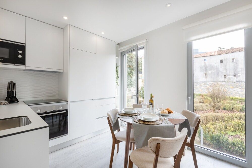 undefined Modern Studio @ Palácio de Cristal 7