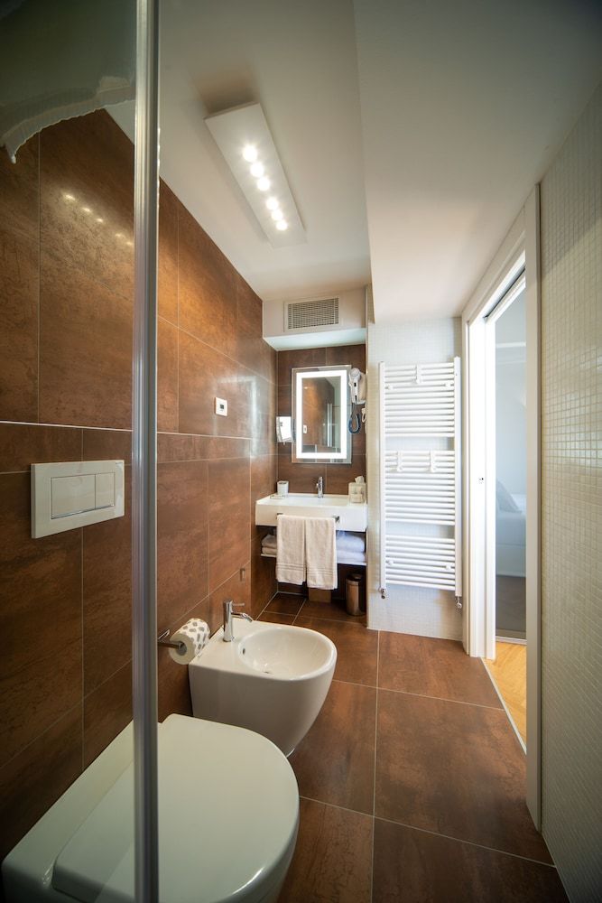 Padova Suites C20 Deluxe Double Room 11