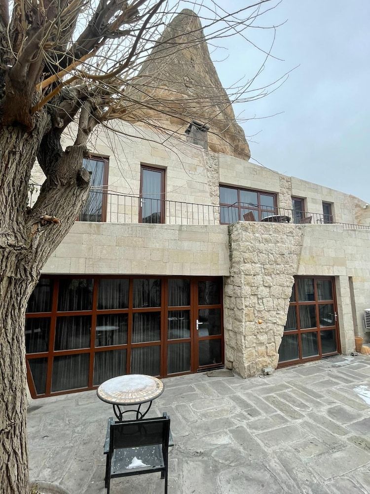 King Apart by Travellers Economy Apartment 7