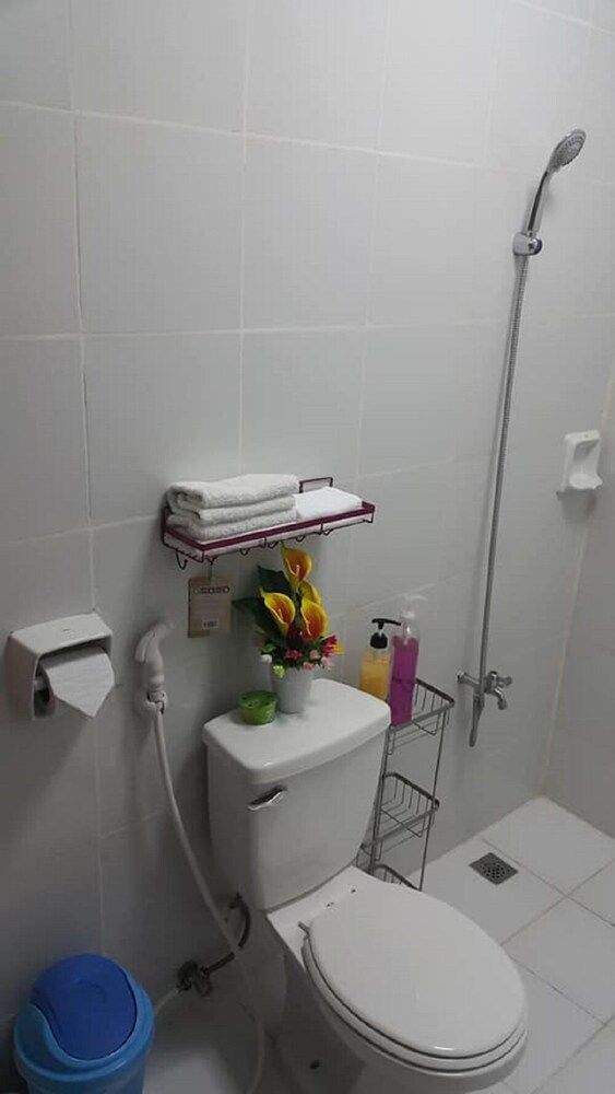 Carribean Transient House Traditional Room, 1 King Bed, Non Smoking 16