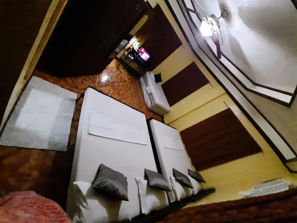 Carribean Transient House Standard Room, Non Smoking 24