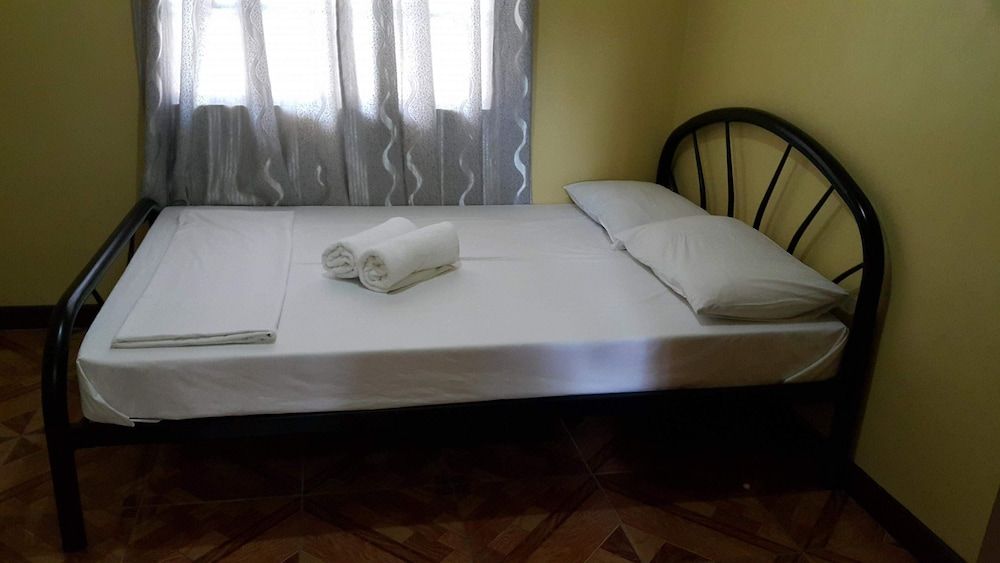 Carribean Transient House 2 Bedroom Family Room