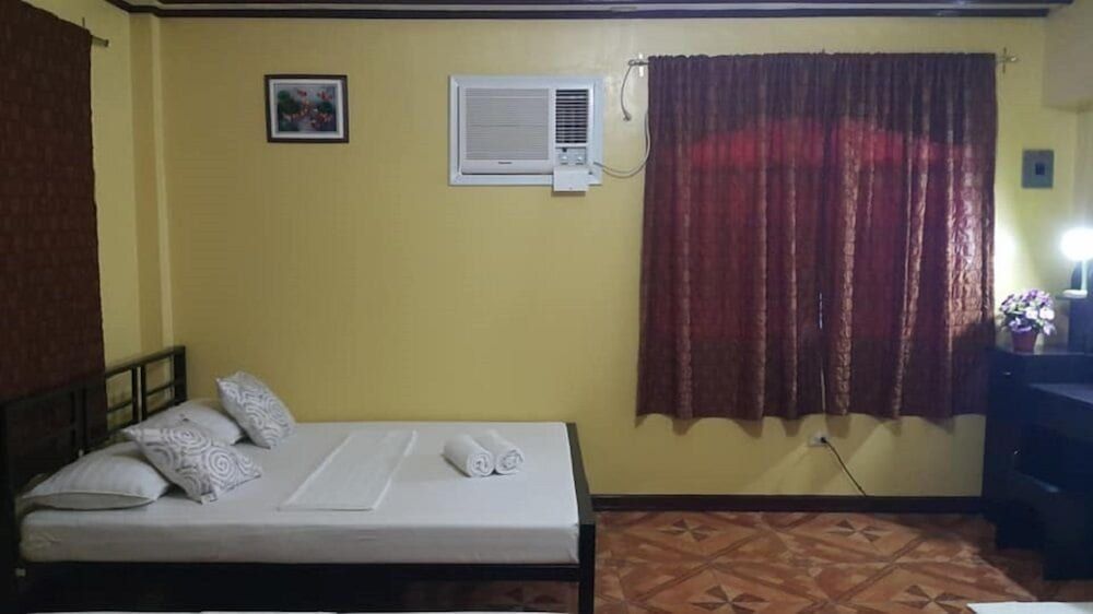 Carribean Transient House Standard Room, Non Smoking 7