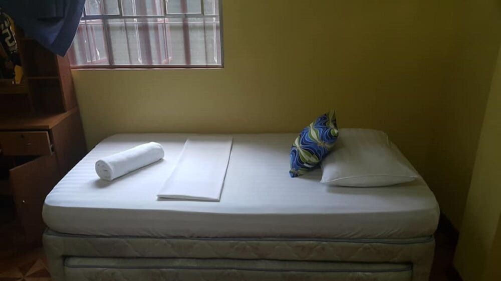 Carribean Transient House Traditional Room, 1 King Bed, Non Smoking 8