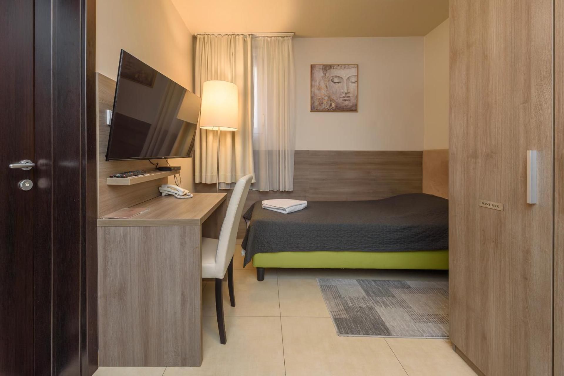 Economy Twin Room