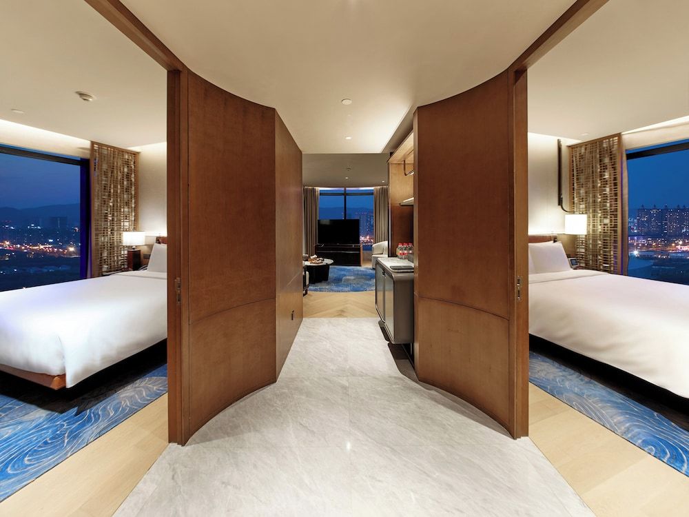 Suite, 2 Bedrooms, River View