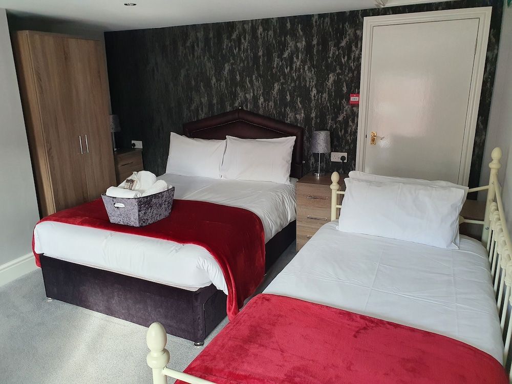 Room 8 - 2nd Floor Family En-suite