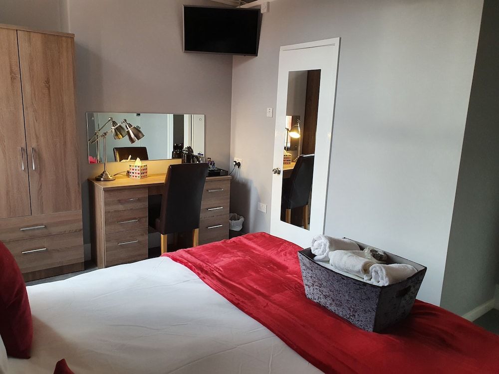 Room 3 - 1st floor Twin/King en-suite