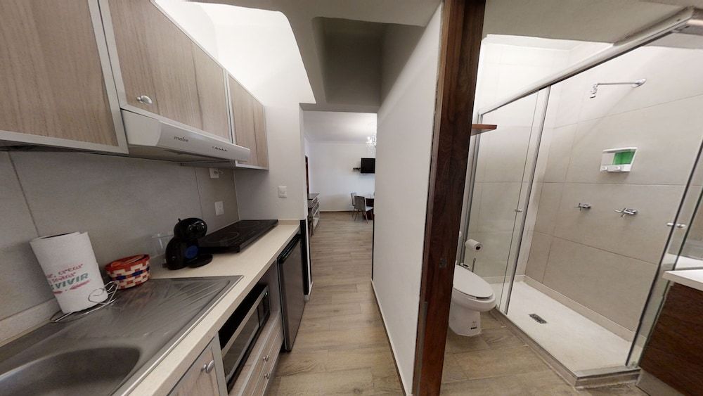 Tokio Suites Business Apartment 3